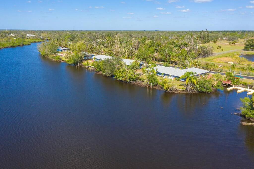 Beautiful Waterfront 1 Bedroom #4 Punta Gorda Extérieur photo